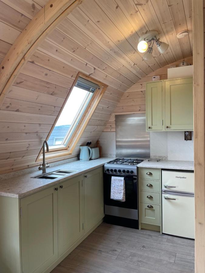 Leighton  Rabbit Glamping Pod School House Farm酒店 外观 照片